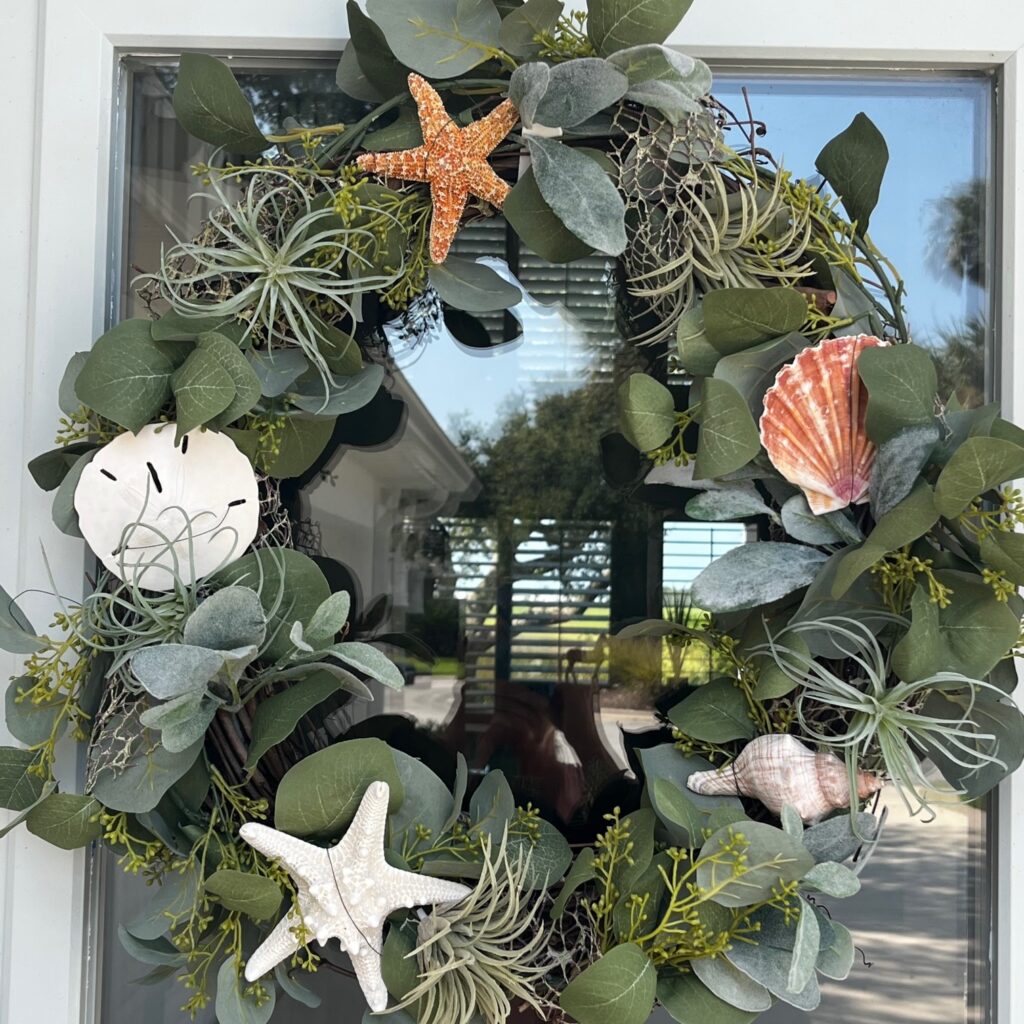 How to Make a Shell Wreath - The Downsized Life